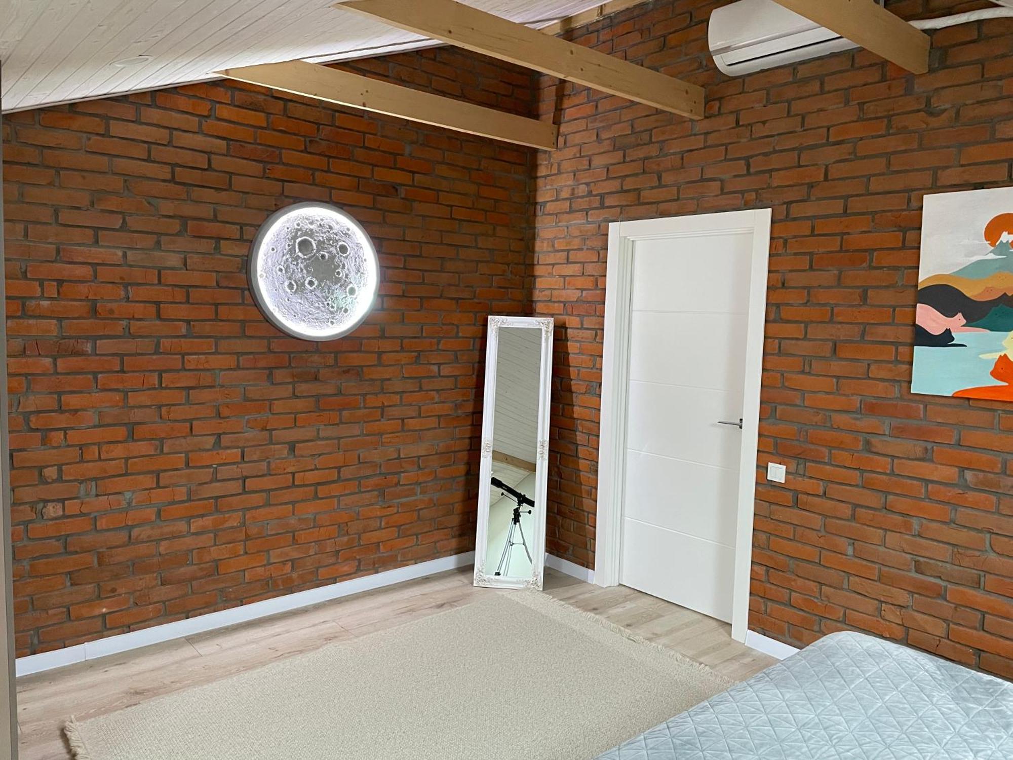 «гори́ще на площі польський ринок» Apartment Kamianets-Podilskyi